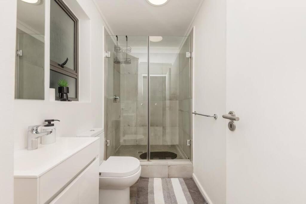 Apartment Modern Living At Castle Rock *