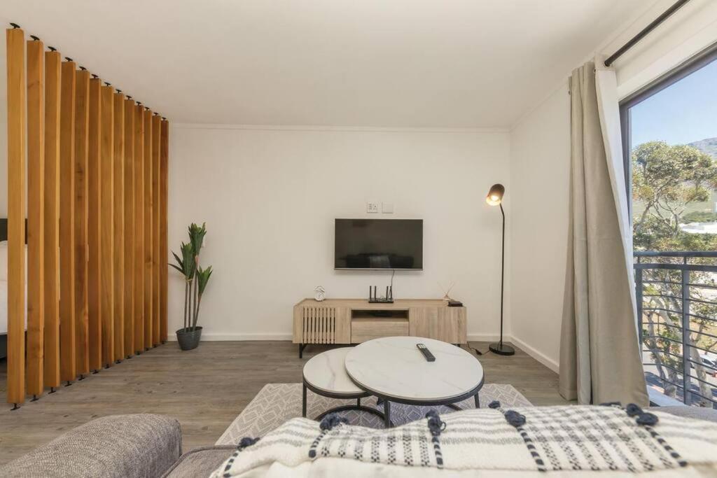 Modern Living At Castle Rock Apartment *