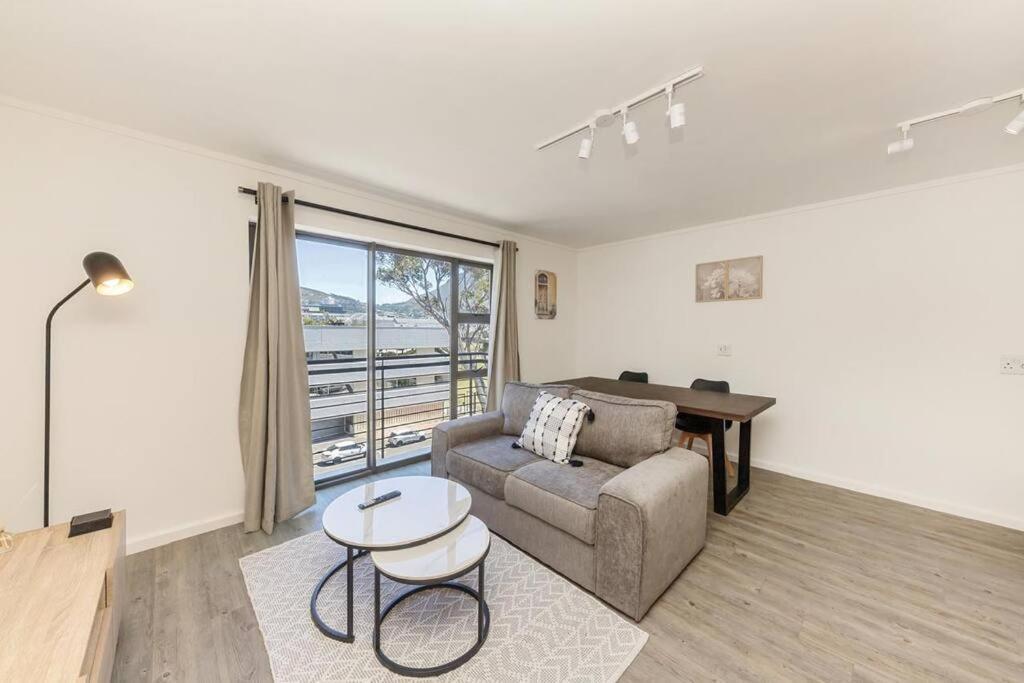 Modern Living At Castle Rock Cape Town