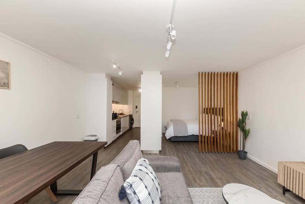 Modern Living At Castle Rock * Cape Town