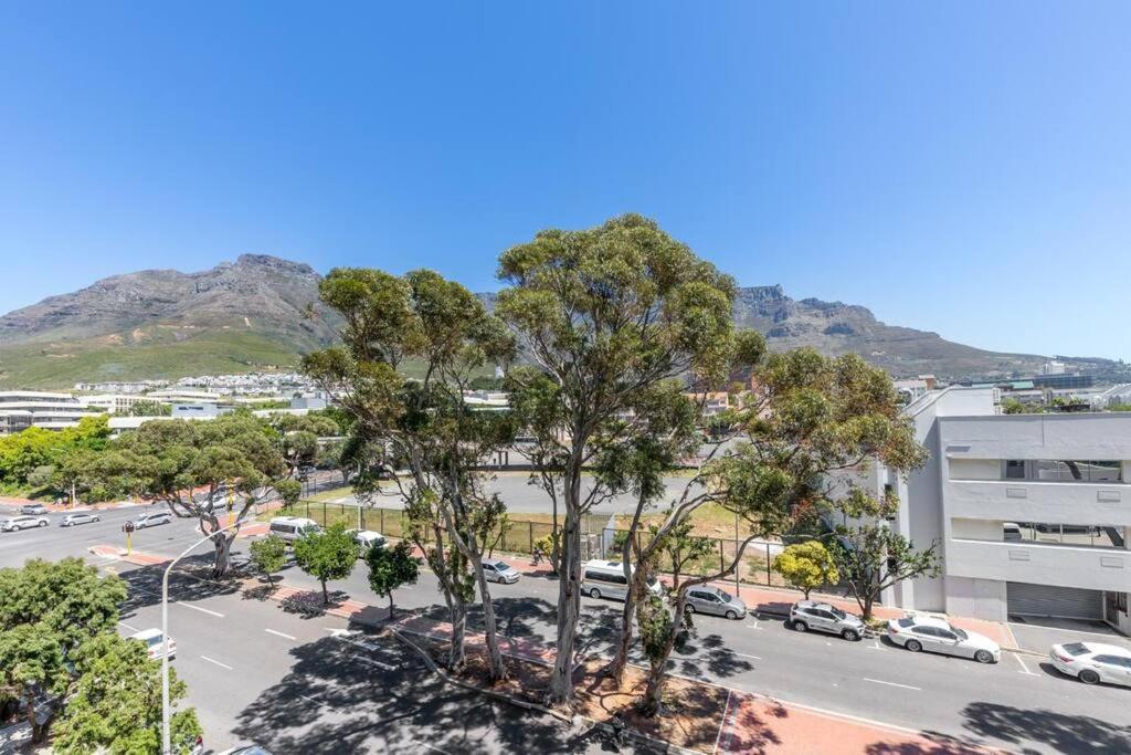 Modern Living At Castle Rock Apartment *